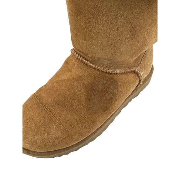 UGGS - Bailey Bow Suede Sheepskin Ankle Boots in Caramel Brown - Picture 6 of 8